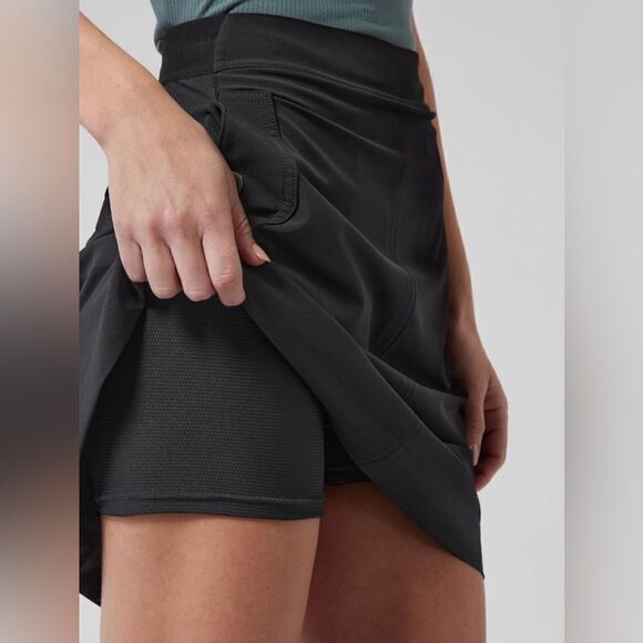 Athleta Vienna Cargo Skort - Picture 4 of 11